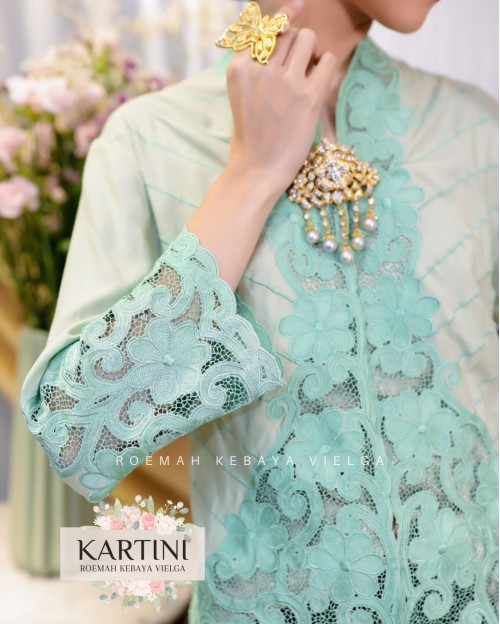 Kebaya Encim Daisy Series Hijau mint Size L