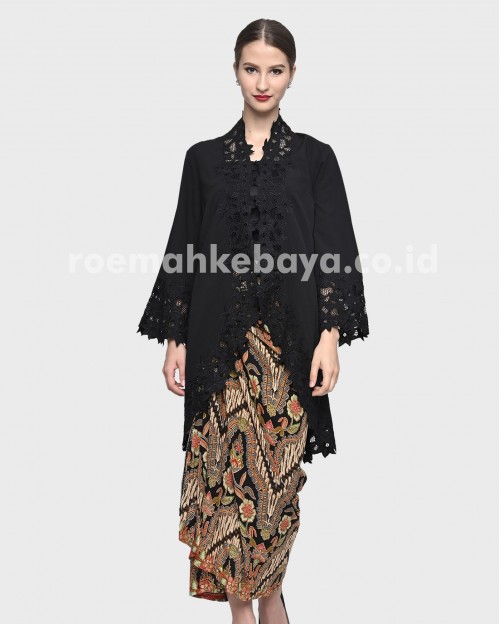 Classic Long Kebaya Black