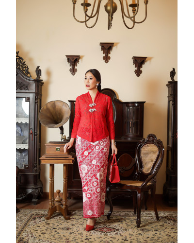 Kebaya Bolero Kerancang Roda Merah