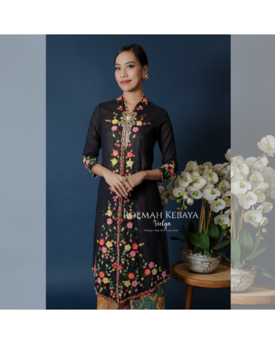 Kebaya Panjang Melati Sulam Hitam Size L