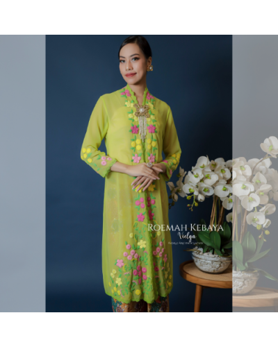 Kebaya Panjang Melati Sulam Hijau Lime Size L