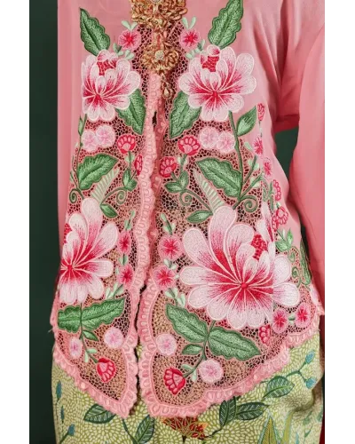 PESANAN KHUSUS CUSTOMER ERINA KEBAYA SET PINK