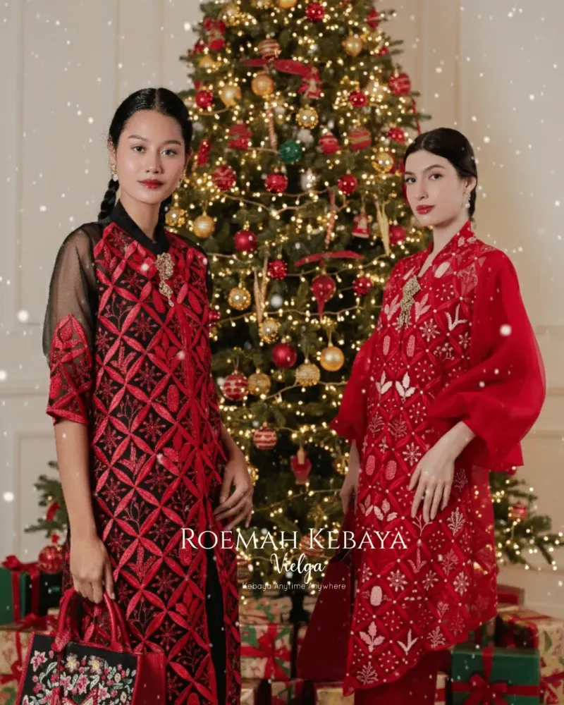 Kebaya Panjang Modern Eksklusif Warna Merah Bahan Sutra Organdy dengan Lengan Balon dan Bordiran Cemara yang Anggun