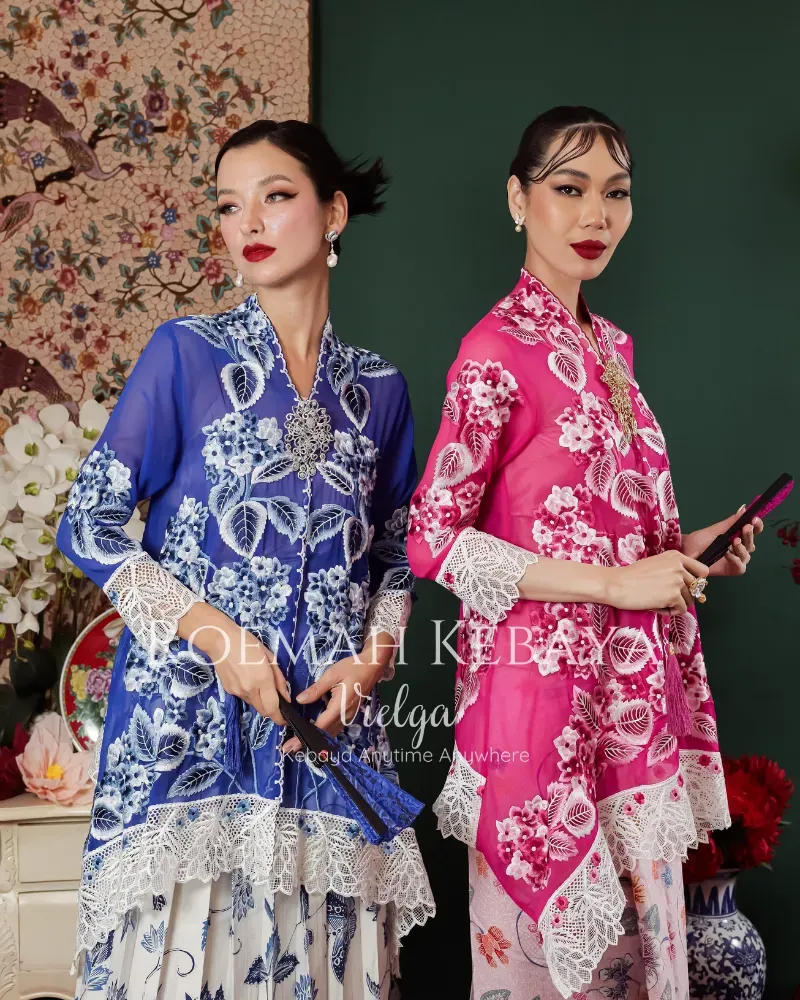 Kebaya Panjang Hidrangea