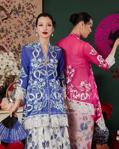 Kebaya Panjang Hidrangea