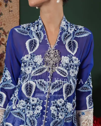 Kebaya Panjang Hidrangea