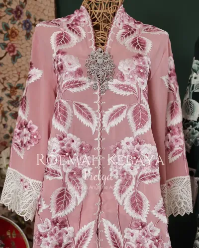 Kebaya Panjang Hidrangea