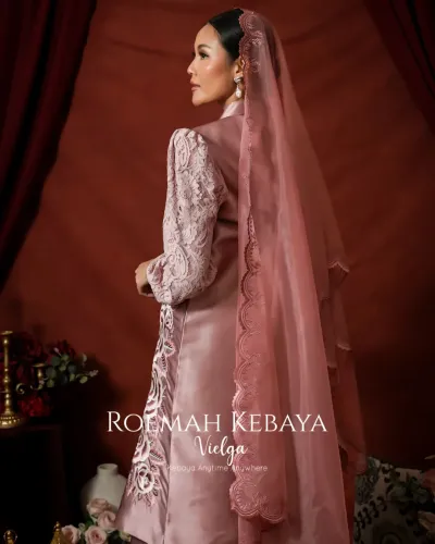 PRE ORDER One Set Raya Design Modern Motif Royal Roses Bloom Warna Pink Dusty Elegan (Harga Belum Termasuk Selendang)