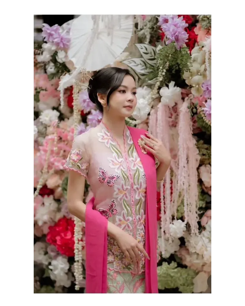 Kebaya Encim Series Lily (Pesanan Khusus Ibu Kevie)