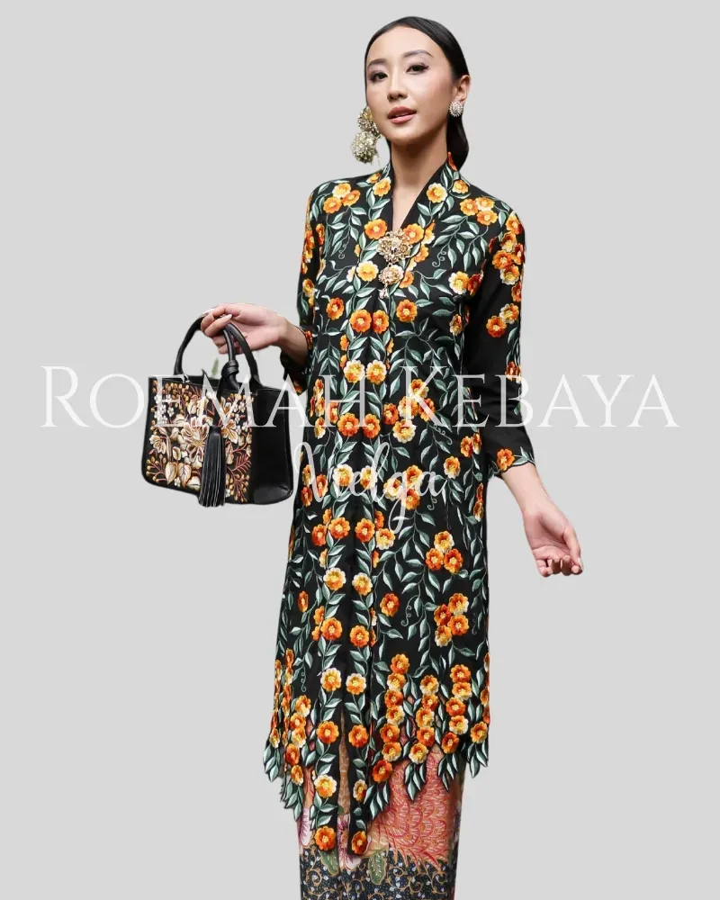 Long Kebaya with Jasmine Leaves Embroidery - Black, Size M