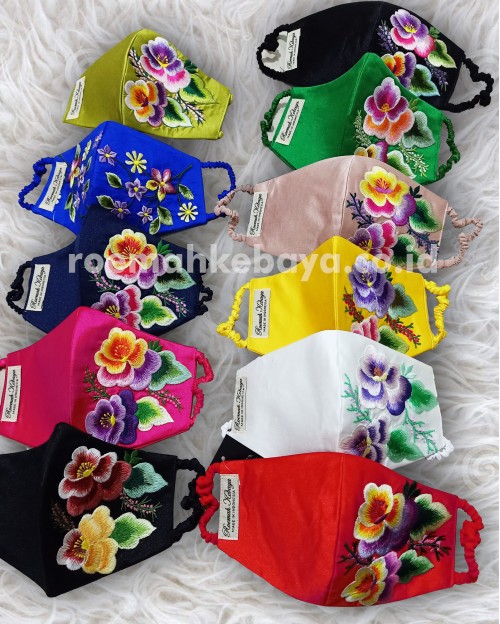 Pansy Embroidery Face Mask