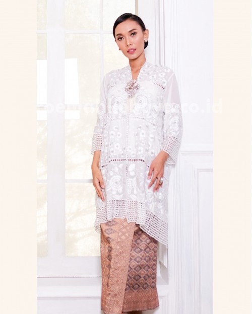  Kebaya Panjang  Sakura Series Kuning Roemah Kebaya 